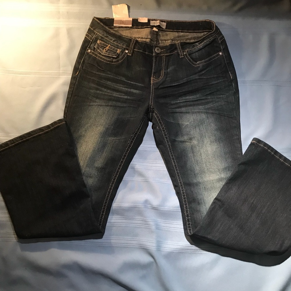 Relativity Curvy Flare Leg Stretch Jeans - Picture 4 of 8